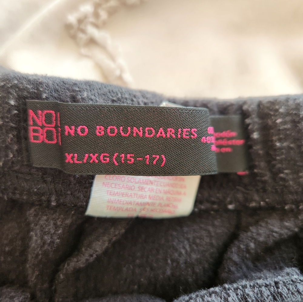 No Boundaries Black and Gray Athletic Shorts with Stripes - Picture 3 of 4